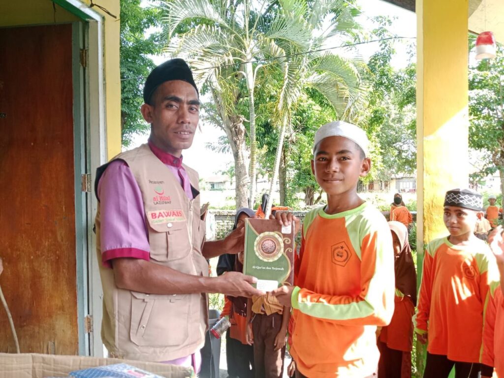 Wakaf Quran Untuk Saudara Muslim di Nusa Tenggara Timur Telah Tersalurkan!