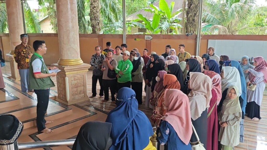 Alhamdulillah! 100 Ribu Quran Mulai Didistribusikan di Titik Kumpul Pertama di Aceh Tamiang, Bangkitkan Cahaya di Tengah Luka Bencana!