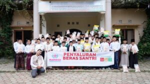 Keutamaan Menyantuni Anak Yatim yang Sering Terlupakan