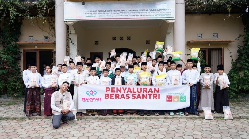 Keutamaan Menyantuni Anak Yatim yang Sering Terlupakan